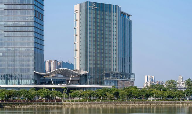 Renaissance Zhuhai Hotel Exterior