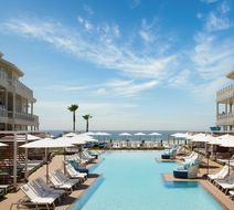 Shore House at The Del,LXR Hotels & Res Exterior