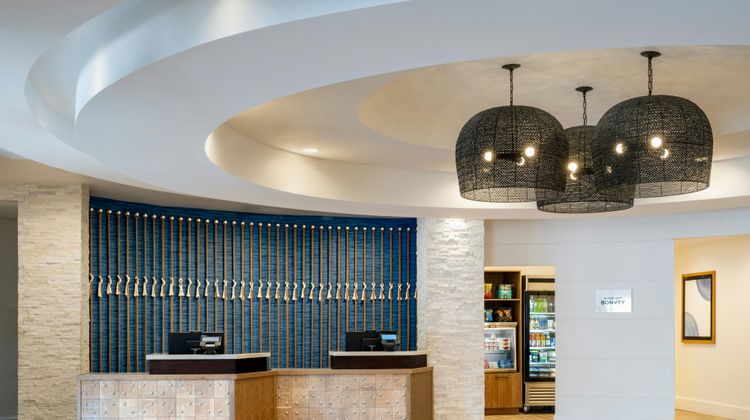 Delta Hotels Jacksonville Deerwood Lobby
