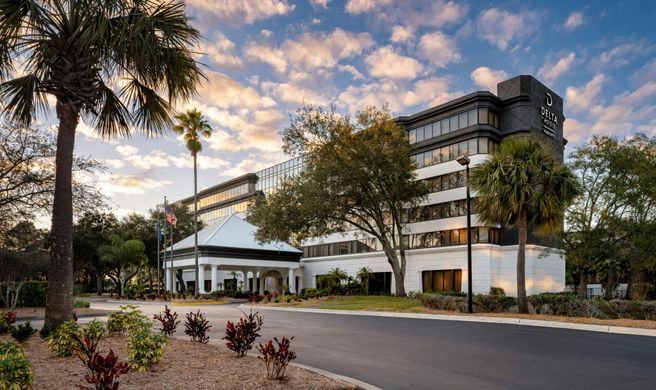 Delta Hotels Jacksonville Deerwood Exterior