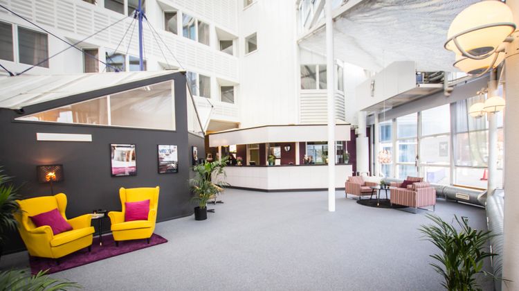 First Hotel Jonkoping Lobby