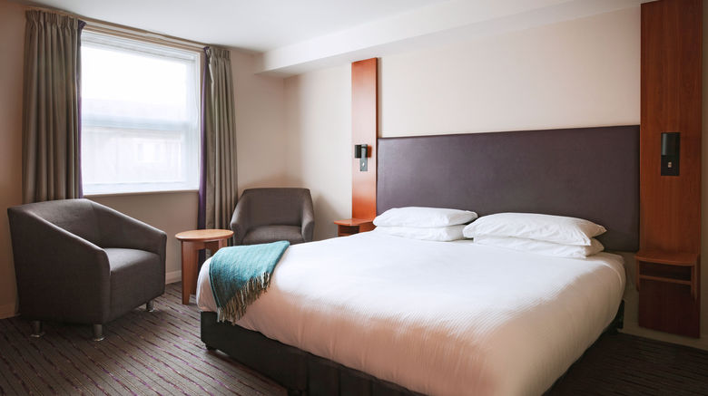 <b>The Highwayman Hotel Chesterfield Room</b>. Images powered by <a href="https://www.leonardoworldwide.com/" title="Leonardo Worldwide" target="_blank">Leonardo</a>.