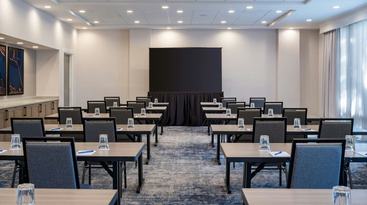 Delta Hotels Jacksonville Deerwood Meeting