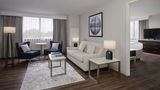 Delta Hotels Jacksonville Deerwood Suite