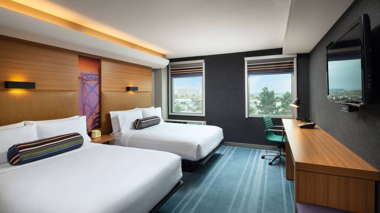 <b>aloft San Francisco Airport Room</b>. Images powered by <a href="https://www.leonardoworldwide.com/" title="Leonardo Worldwide" target="_blank">Leonardo</a>.