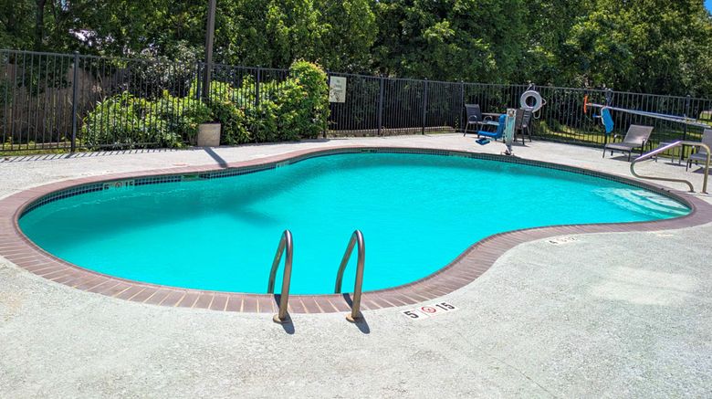 <b>Holiday Inn Express/Suites New Braunfels Pool</b>. Images powered by <a href="https://www.leonardoworldwide.com/" title="Leonardo Worldwide" target="_blank">Leonardo</a>.