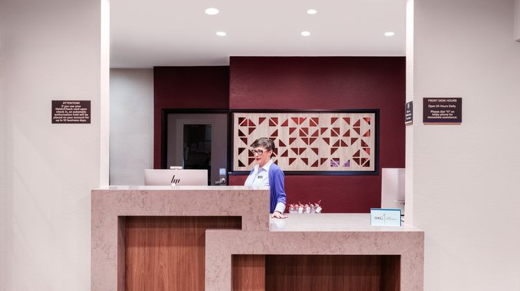 Candlewood Suites Exterior