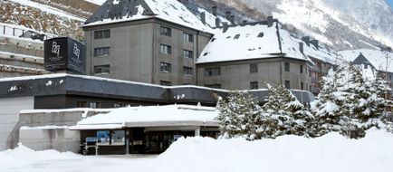 AC Baqueira Ski Resort, Autograph Exterior
