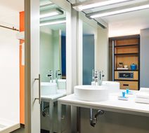 Aloft South Bend Room