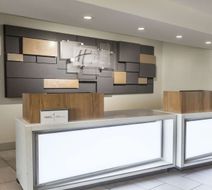 Holiday Inn Express/Suites Regina-South Exterior