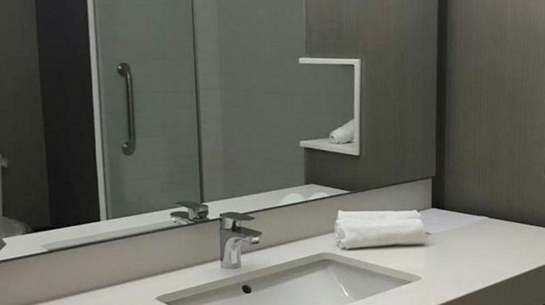 <b>Courtyard Merida Downtown Room</b>. Images powered by <a href="https://www.leonardoworldwide.com/" title="Leonardo Worldwide" target="_blank">Leonardo</a>.