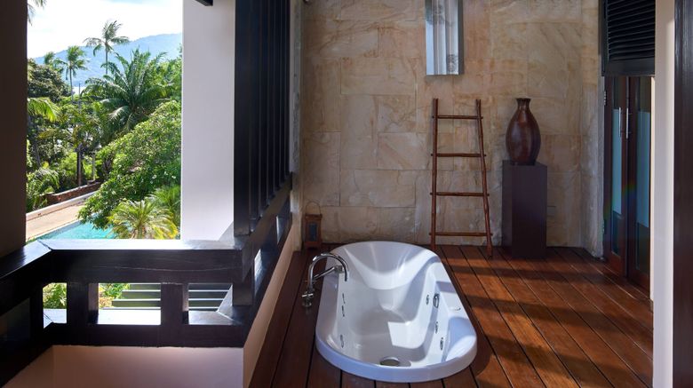 <b>Renaissance Koh Samui Resort & Spa Pool</b>. Images powered by <a href="https://www.leonardoworldwide.com/" title="Leonardo Worldwide" target="_blank">Leonardo</a>.