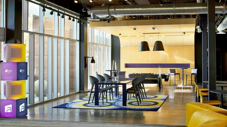 <b>aloft Dulles Airport North Lobby</b>. Images powered by <a href="https://www.leonardoworldwide.com/" title="Leonardo Worldwide" target="_blank">Leonardo</a>.