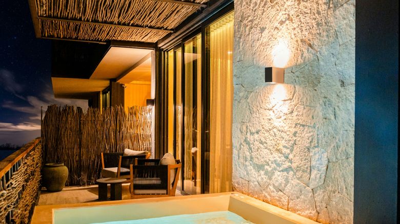 <b>Bloom Tulum Apartments Pool</b>. Images powered by <a href="https://www.leonardoworldwide.com/" title="Leonardo Worldwide" target="_blank">Leonardo</a>.