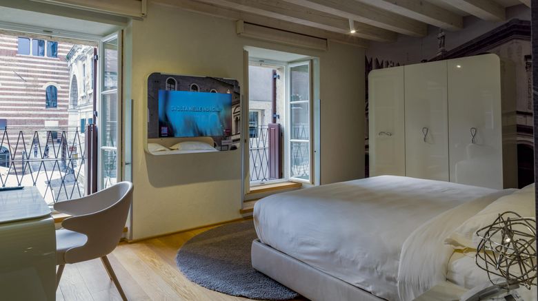 <b>Lords of Verona Apartments Room</b>. Images powered by <a href="https://www.leonardoworldwide.com/" title="Leonardo Worldwide" target="_blank">Leonardo</a>.