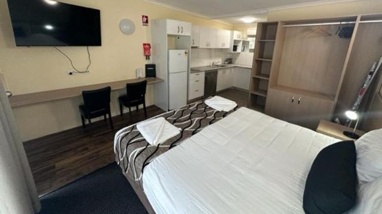 <b>City Centre Motor Inn Room</b>. Images powered by <a href="https://www.leonardoworldwide.com/" title="Leonardo Worldwide" target="_blank">Leonardo</a>.