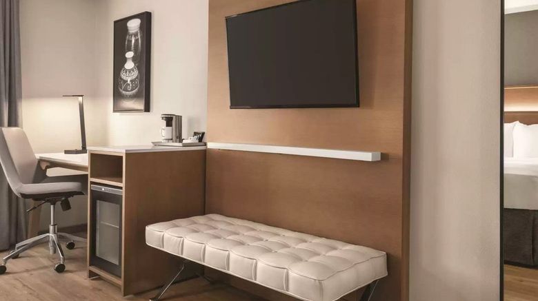 <b>Oneida Hotel Room</b>. Images powered by <a href="https://www.leonardoworldwide.com/" title="Leonardo Worldwide" target="_blank">Leonardo</a>.