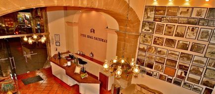 Hotel Real Catedral Lobby