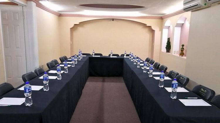 Hotel Real Catedral Meeting