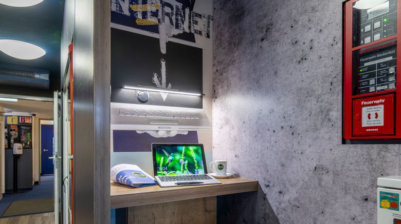 <b>Ibis Budget Duesseldorf Airport Lobby</b>. Images powered by <a href="https://www.leonardoworldwide.com/" title="Leonardo Worldwide" target="_blank">Leonardo</a>.