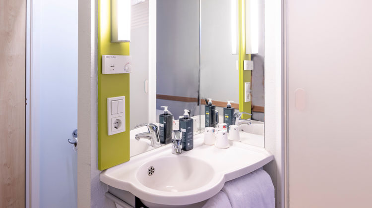 B&B Hotel Hannover Garbsen Room