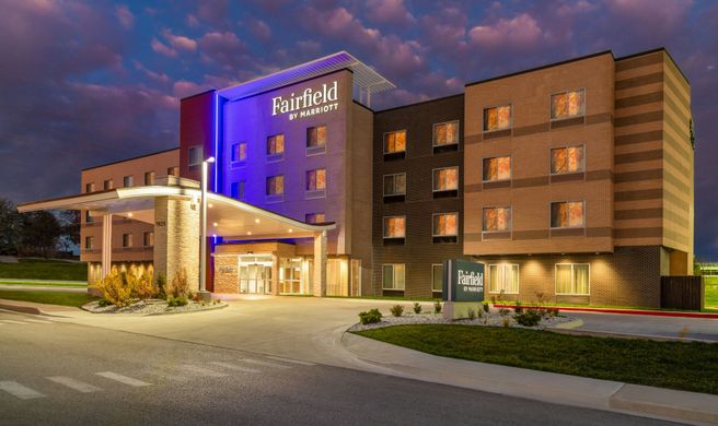 Fairfield Inn & Suites Marriott Exterior