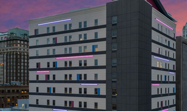 Aloft Memphis Downtown Exterior