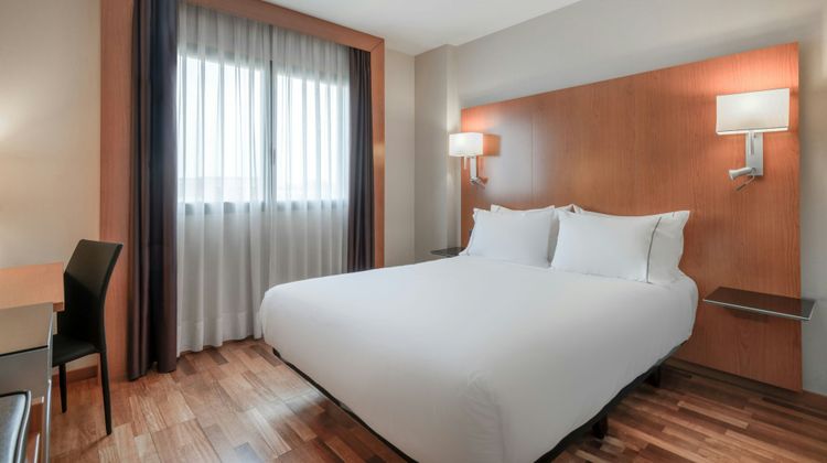 AC Hotel Sevilla Forum Room