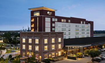 aloft Wilmington at Coastline Center