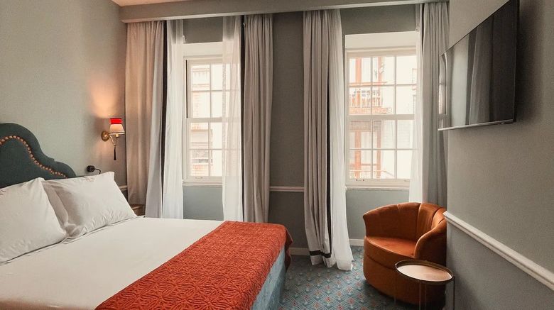 <b>Grande Hotel de Paris Room</b>. Images powered by <a href="https://www.leonardoworldwide.com/" title="Leonardo Worldwide" target="_blank">Leonardo</a>.