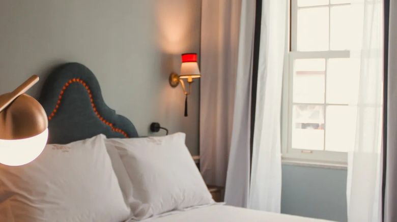 <b>Grande Hotel de Paris Room</b>. Images powered by <a href="https://www.leonardoworldwide.com/" title="Leonardo Worldwide" target="_blank">Leonardo</a>.