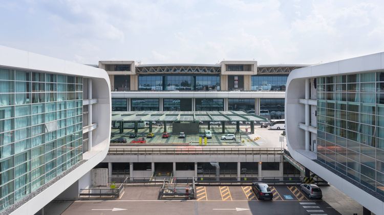 Sheraton Milan Malpensa Hotel & Conf Ctr Exterior