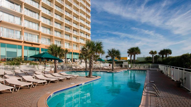 <b>Courtyard Carolina Beach Hotel Pool</b>. Images powered by <a href="https://www.leonardoworldwide.com/" title="Leonardo Worldwide" target="_blank">Leonardo</a>.
