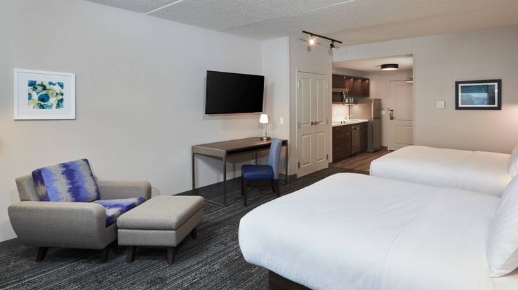 TownePlace Suites Hamilton Suite