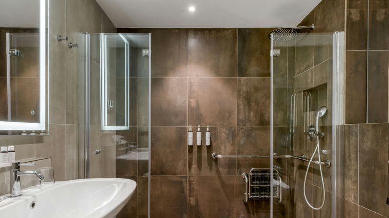 <b>AC Hotels by Marriott Venezia Room</b>. Images powered by <a href="https://www.leonardoworldwide.com/" title="Leonardo Worldwide" target="_blank">Leonardo</a>.