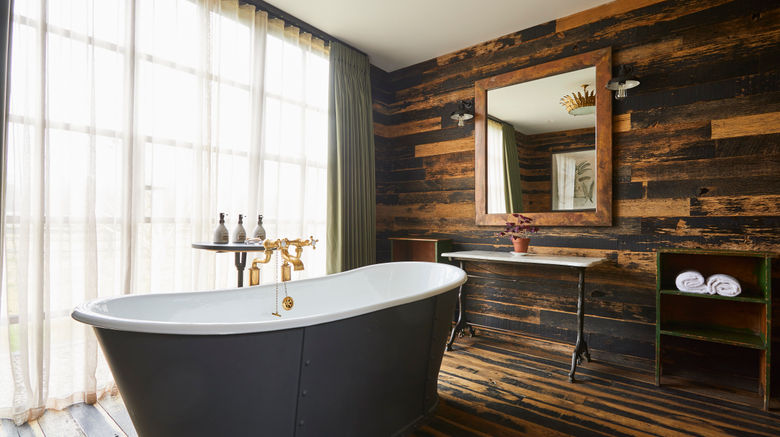 <b>The Pig Room</b>. Images powered by <a href="https://www.leonardoworldwide.com/" title="Leonardo Worldwide" target="_blank">Leonardo</a>.