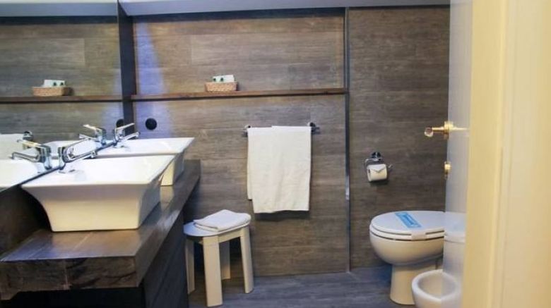 <b>Italia Hotel Room</b>. Images powered by <a href="https://www.leonardoworldwide.com/" title="Leonardo Worldwide" target="_blank">Leonardo</a>.