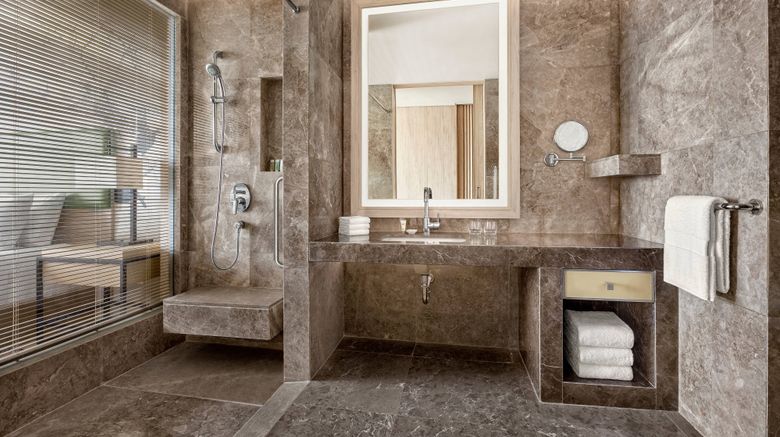 <b>Courtyard by Marriott Iloilo Room</b>. Images powered by <a href="https://www.leonardoworldwide.com/" title="Leonardo Worldwide" target="_blank">Leonardo</a>.