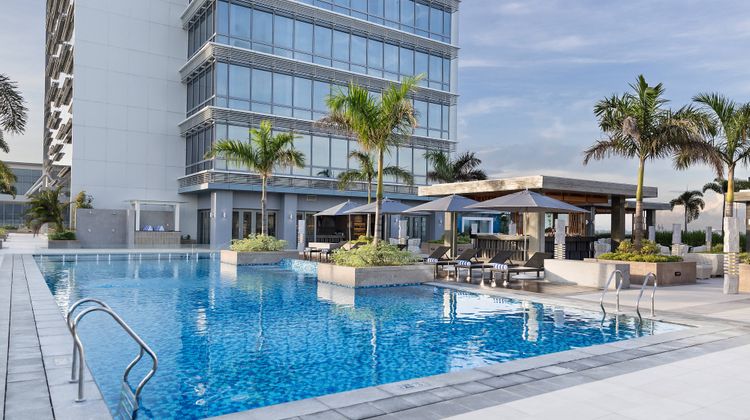 Courtyard by Marriott Iloilo Pool