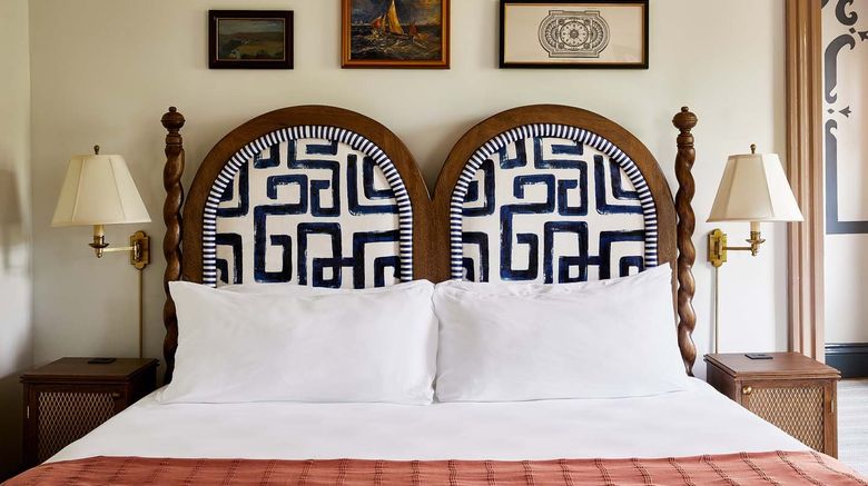 <b>The Blue Iris Room</b>. Images powered by <a href="https://www.leonardoworldwide.com/" title="Leonardo Worldwide" target="_blank">Leonardo</a>.