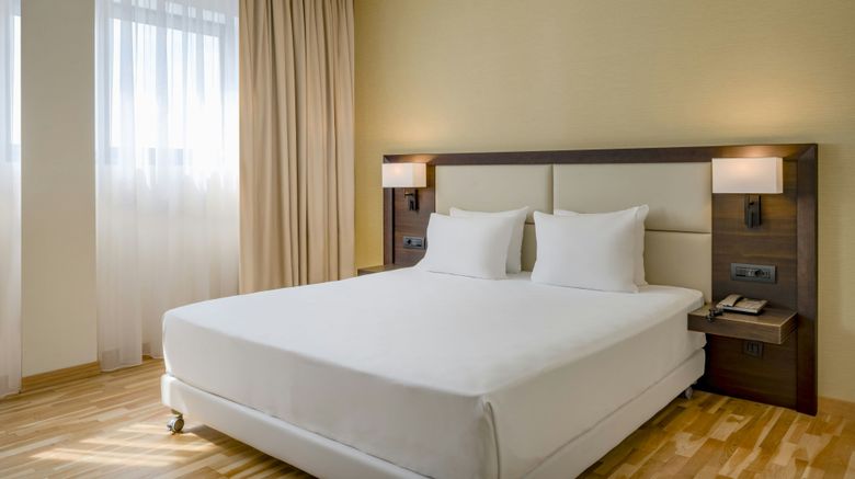 <b>AC Hotel Milan Sesto Room</b>. Images powered by <a href="https://www.leonardoworldwide.com/" title="Leonardo Worldwide" target="_blank">Leonardo</a>.