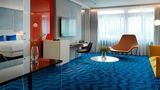 Renaissance Warsaw Airport Hotel Suite