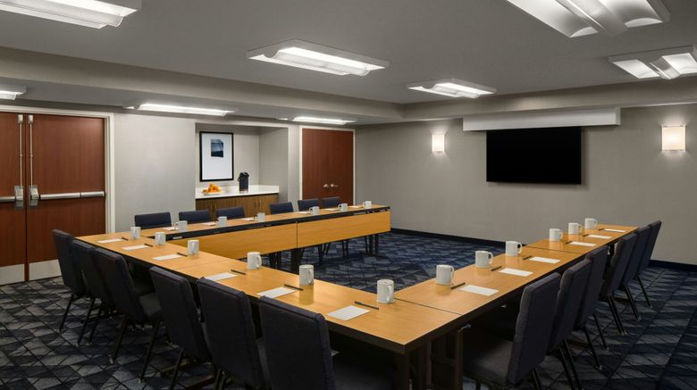 <b>Courtyard by Marriott Portland Beaverton Meeting</b>. Images powered by <a href="https://www.leonardoworldwide.com/" title="Leonardo Worldwide" target="_blank">Leonardo</a>.