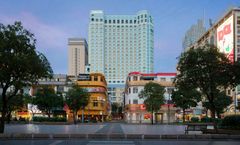 Sheraton Saigon Grand Opera Hotel