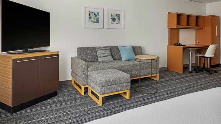 TownePlace Suites Ontario Airport Suite