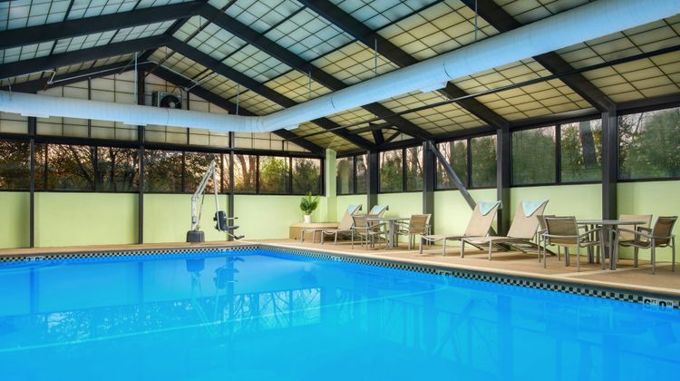 SpringHill Suites Chicago Elmhurst Pool