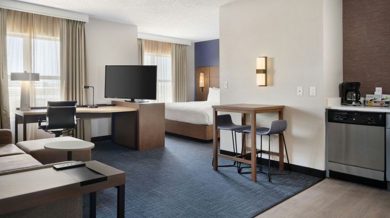 <b>Residence Inn Chicago Naperville Room</b>. Images powered by <a href="https://www.leonardoworldwide.com/" title="Leonardo Worldwide" target="_blank">Leonardo</a>.