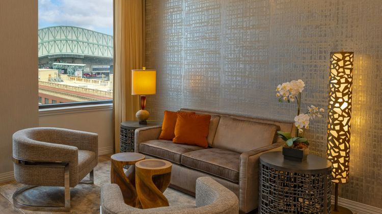 The Westin Houston Downtown Suite