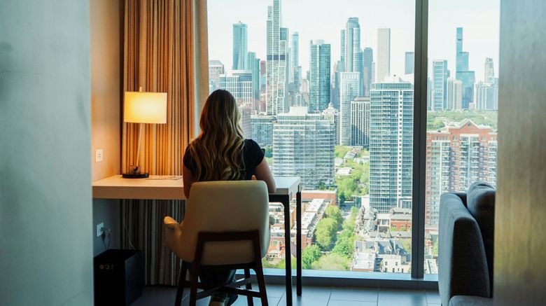 <b>Marriott Marquis Chicago Suite</b>. Images powered by <a href="https://www.leonardoworldwide.com/" title="Leonardo Worldwide" target="_blank">Leonardo</a>.