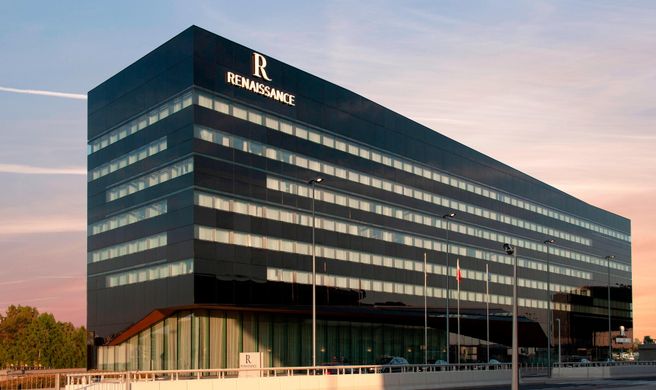 Renaissance Warsaw Airport Hotel Exterior